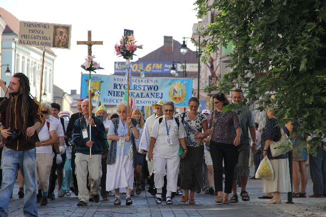 Pożeganie pielgrzymów w Tarnowie 