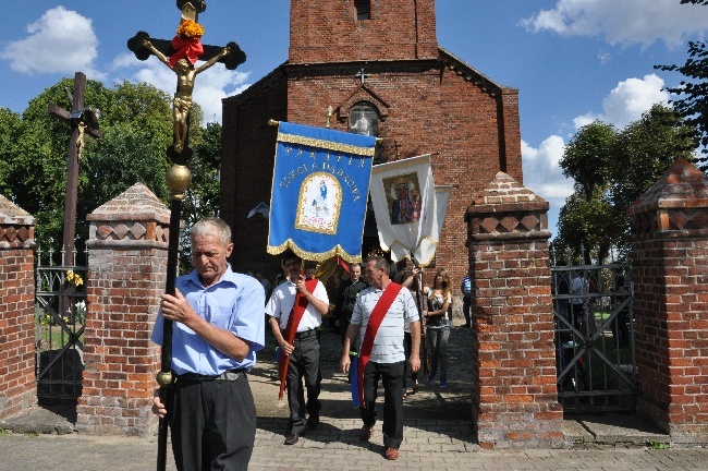 Poświęcenie kapliczki w Sokoli Dąbrowej