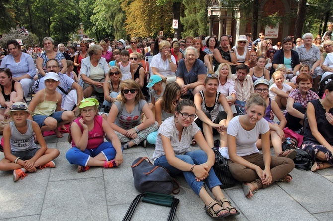 18.08.2013 r. Pielgrzymka kobiet do Piekar Śląskich, cz. 3.