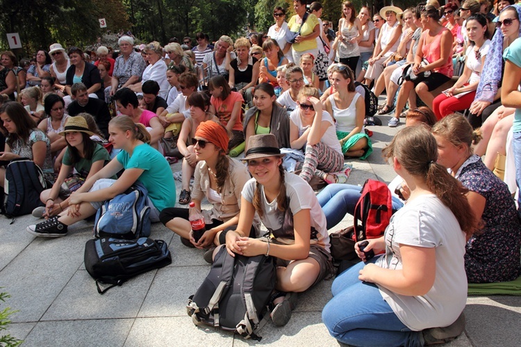 18.08.2013 r. Pielgrzymka kobiet do Piekar Śląskich, cz. 3.