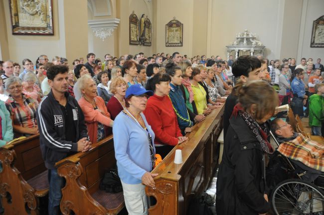 Pielgrzymka gościła w Strzelcach Opolskich