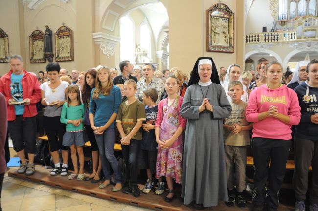 Pielgrzymka gościła w Strzelcach Opolskich