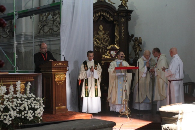 O. Leon na początek