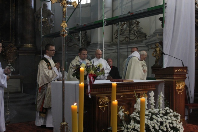 O. Leon na początek