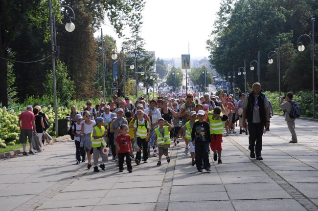 Kolejne grupy na Jasnej Górze