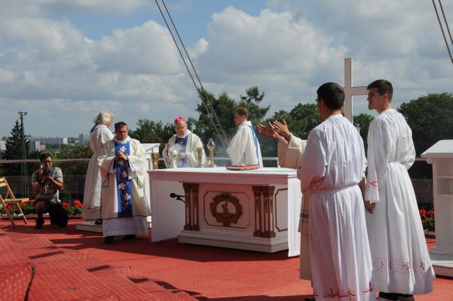 Eucharystia przed jasnogórskim szczytem