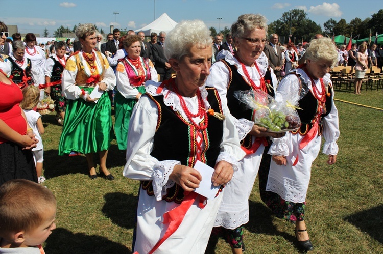 Diecezjalno-gminne dożynki w Wieprzu