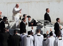 Papież spotka się z rzymskim duchowieństwem 
