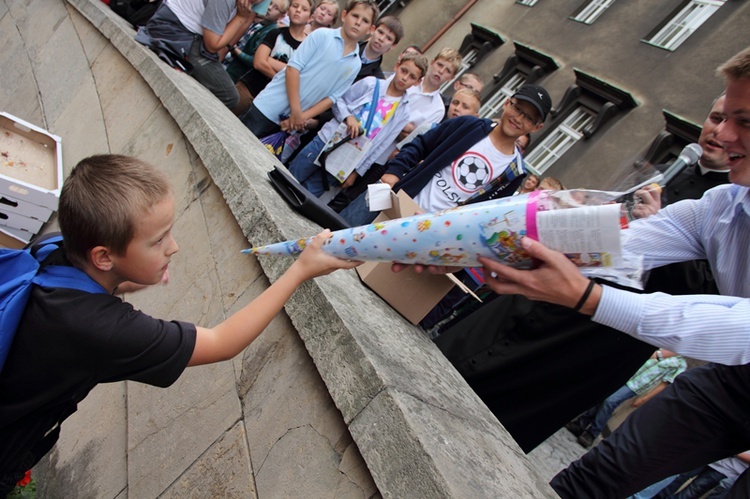 Ministranckie pielgrzymowanie do katedry cz. 3.