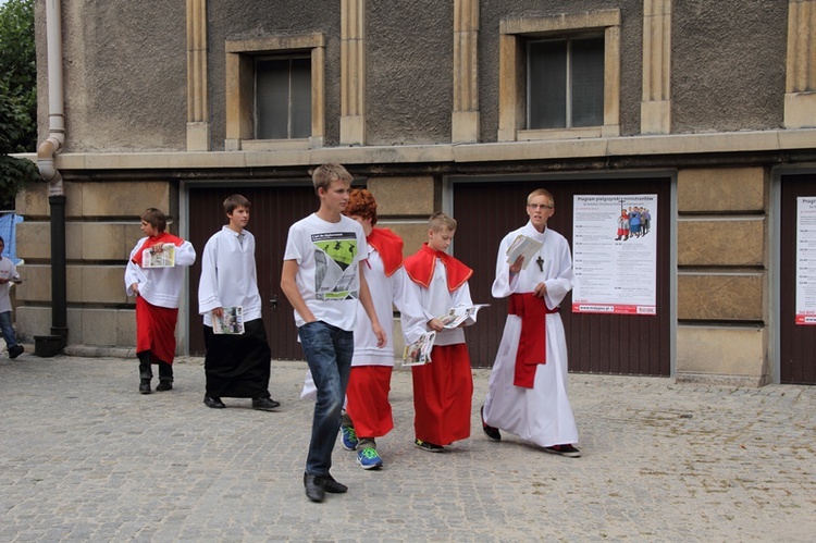 Ministranckie pielgrzymowanie do katedry cz. 3.