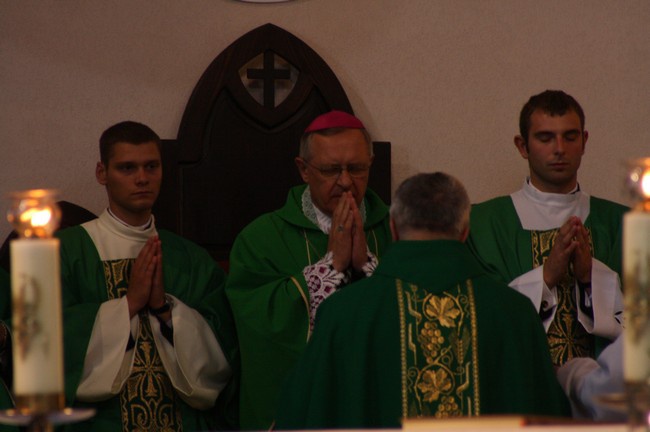 Wielkie świętowanie zainaugurowała Msza św. 