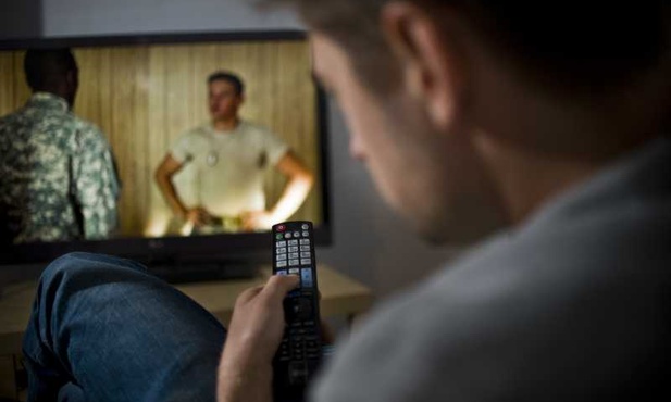 Więcej internetu czy telewizji?