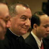 Abp Parolin: Z Franciszkiem pojawił się klimat nadziei