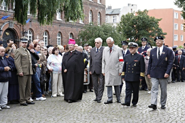 Uroczystości w hołdzie gdańskim Pocztowcom