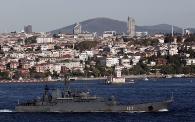 Rosja wysyła kolejny okręt wojenny