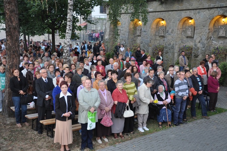 Jubileusz bp. Andrzeja Jeża w Limanowej