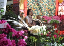 Wystawa kwiatów w Kutnowskim Domu Kultury