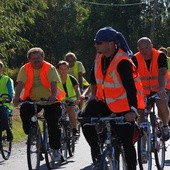 W jubileuszowym rajdzie wzięło udział ponad 450 cyklistów