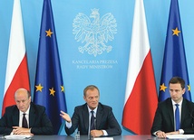 Premier Donald Tusk, minister finansów Jacek Rostowski oraz minister pracy i polityki społecznej Władysław Kosiniak-Kamysz przedstawili propozycje dotyczące zmian w systemie emerytalnym