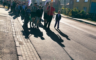 8 września. Na odpust w Pszowie idą parafianie z Rydułtów-Radoszów ze Skautami Europy