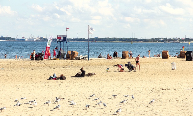 Nadbałtycka plaża po sezonie
