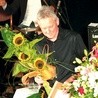  Zbigniew Rojek utonął w kwiatach