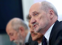 Macierewicz: Tusk, Klich i Miller nie dopełnili obowiązków