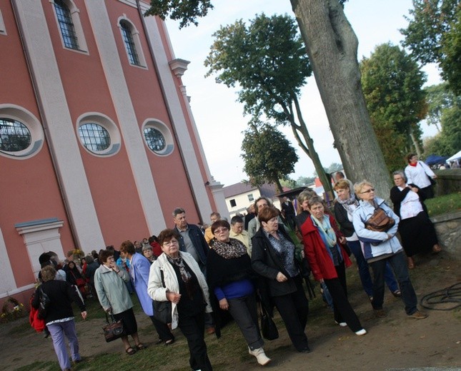 Przybywają do Matki