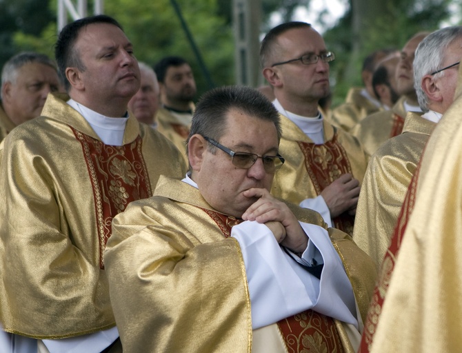 Wielkie święto u Skrzatuskiej Pani cz. 1