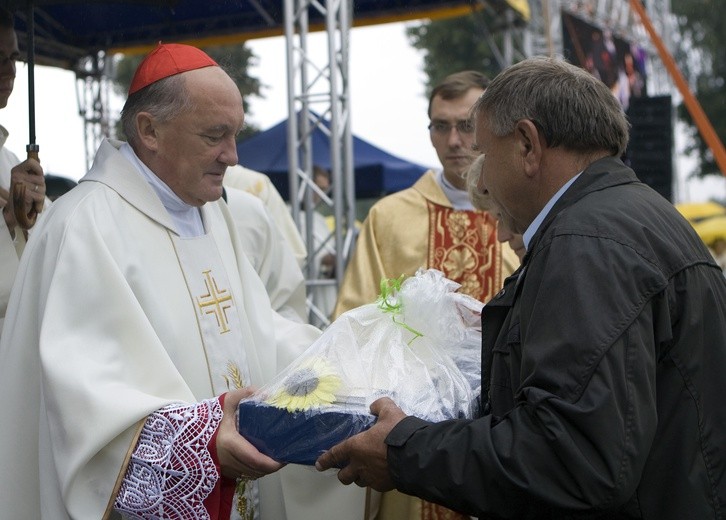 Wielkie święto u Skrzatuskiej Pani cz. 1