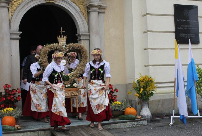 Diecezjalne dożynki w Rudach