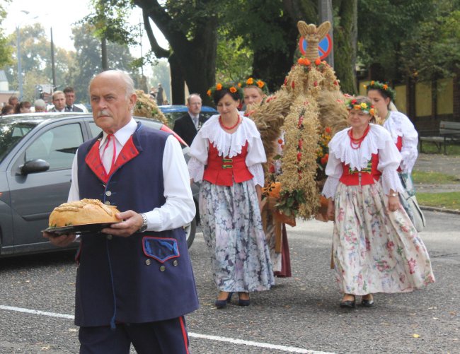 Diecezjalne dożynki w Rudach