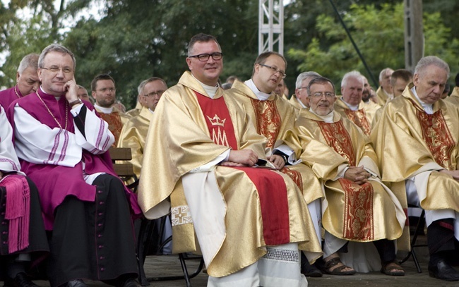 Wielkie święto u Skrzatuskiej Pani cz. 2