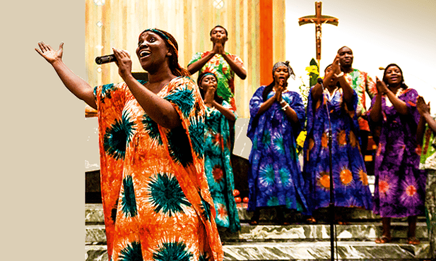 Śpiewem i tańcem uwielbiają Pana – Claret Gospel podczas koncertu w parafii MB Uzdrowienie Chorych w Tarnowskich Górach