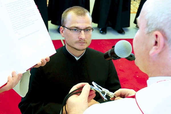  Każdy pallotyn na nową drogę otrzymał krzyż 