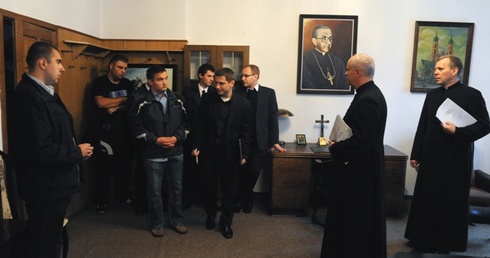 Nad bezpośrednim przebiegiem egzaminu czuwali rektor i wicerektor radomskiego Wyższego Seminarium Duchowego