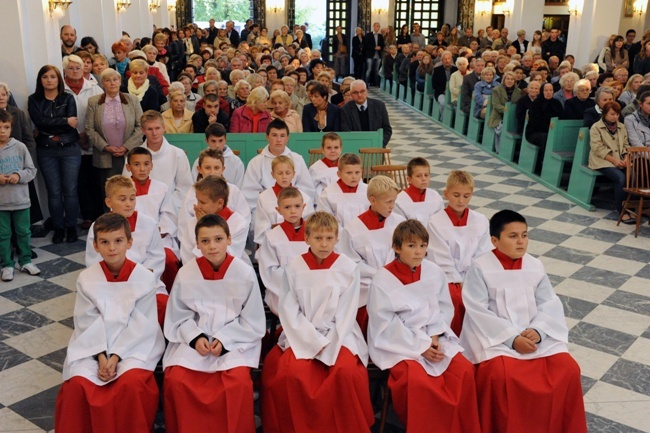 Modlili się i bawili czcząc św. Stanisława Kostkę