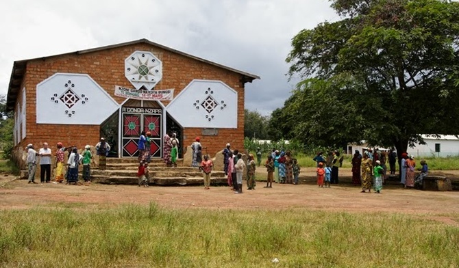 Bohong. Zniszczona parafia