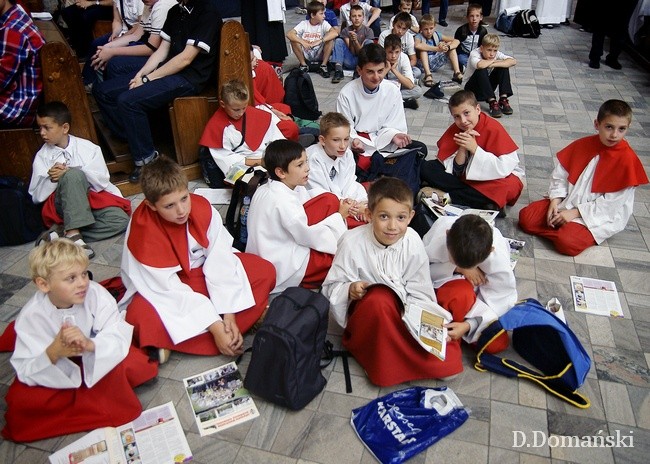 Ministranci Witosa na pielgrzymce