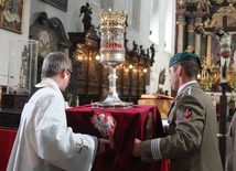 Procesja z relikwiami śś. Stanisława i Doroty