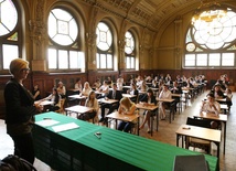 Minister edukacji nie może ustalać zasad matury