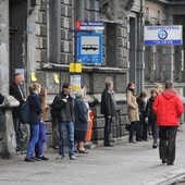 Pasażerowie boją się tego, co nastąpi po zamknięciu dla ruchu pl. Wolności w Katowicach