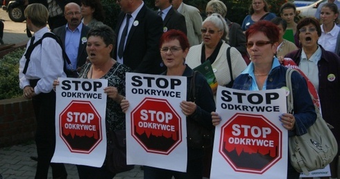 Węgiel, UE i służby specjalne 