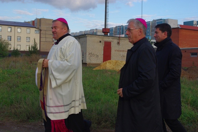 Poświęcenie gruntu pod kaplicę w Trudovskoye