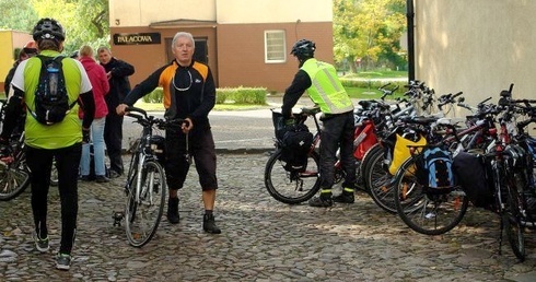 Pielgrzymka rowerowa do Rud