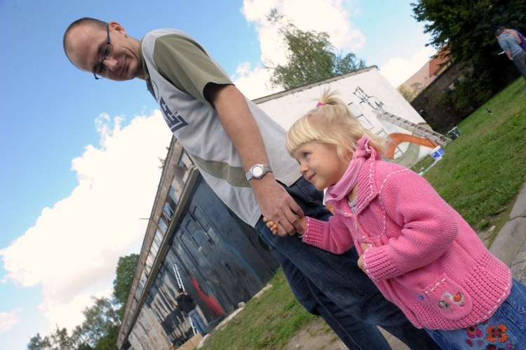 Żołnierzom Wyklętym - mural - początek