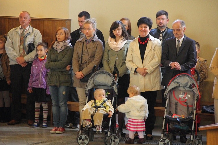 Podwórkowe Koła Różańcowe w Chwałowicach