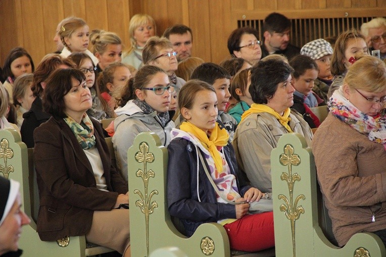 Podwórkowe Koła Różańcowe w Chwałowicach