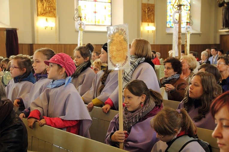 Podwórkowe Koła Różańcowe w Chwałowicach