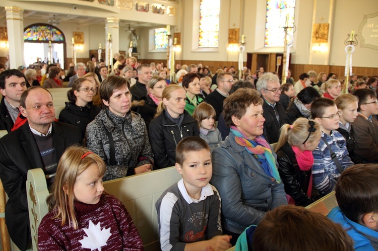 Podwórkowe Koła Różańcowe w Chwałowicach